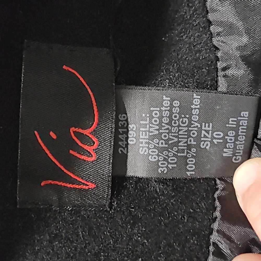 Via Coat - Picture 10 of 10